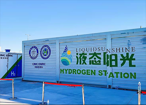 Liquid Sunshine Hydrogen Production and Refueling Station