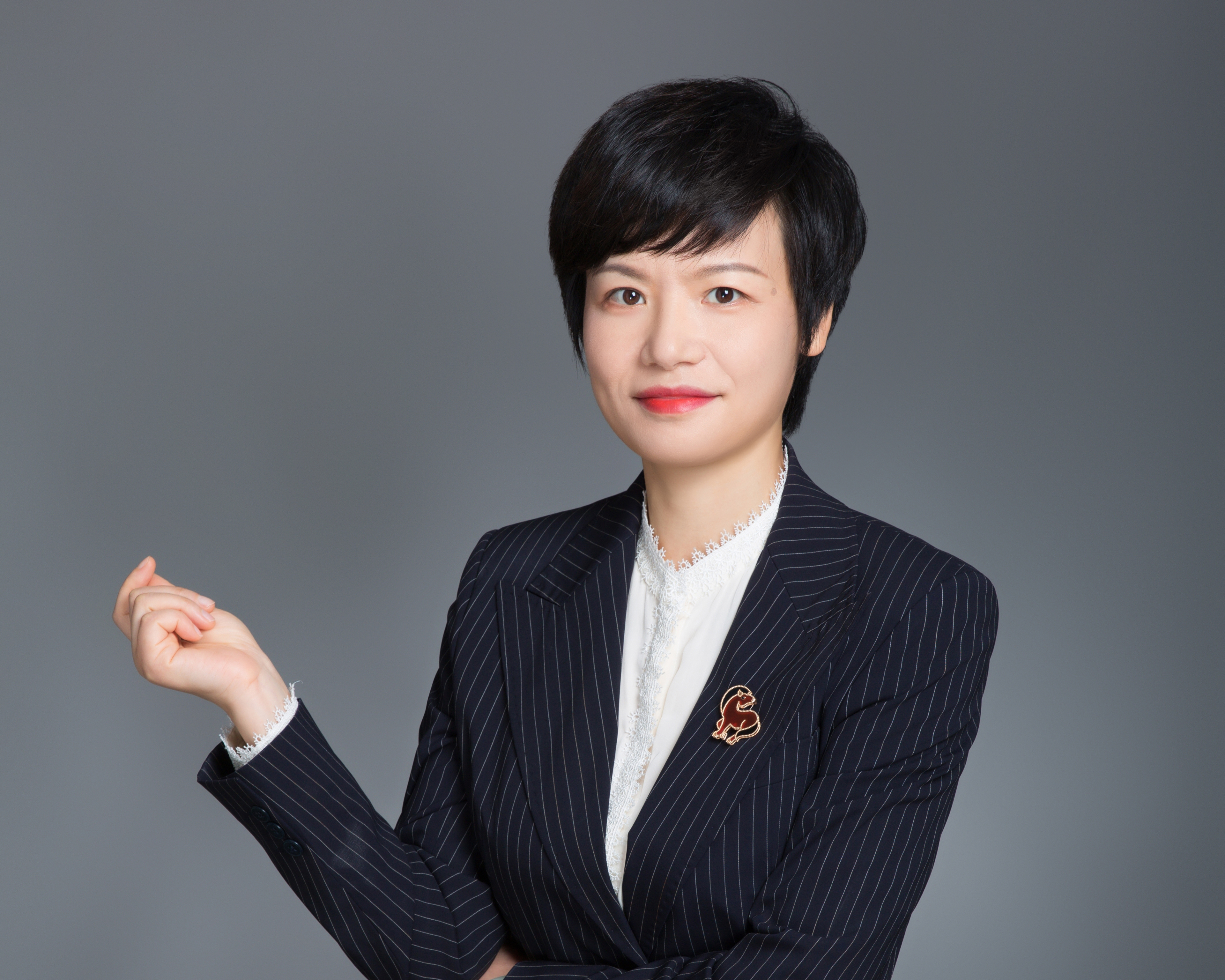 Ms. Zhong Yingxin 